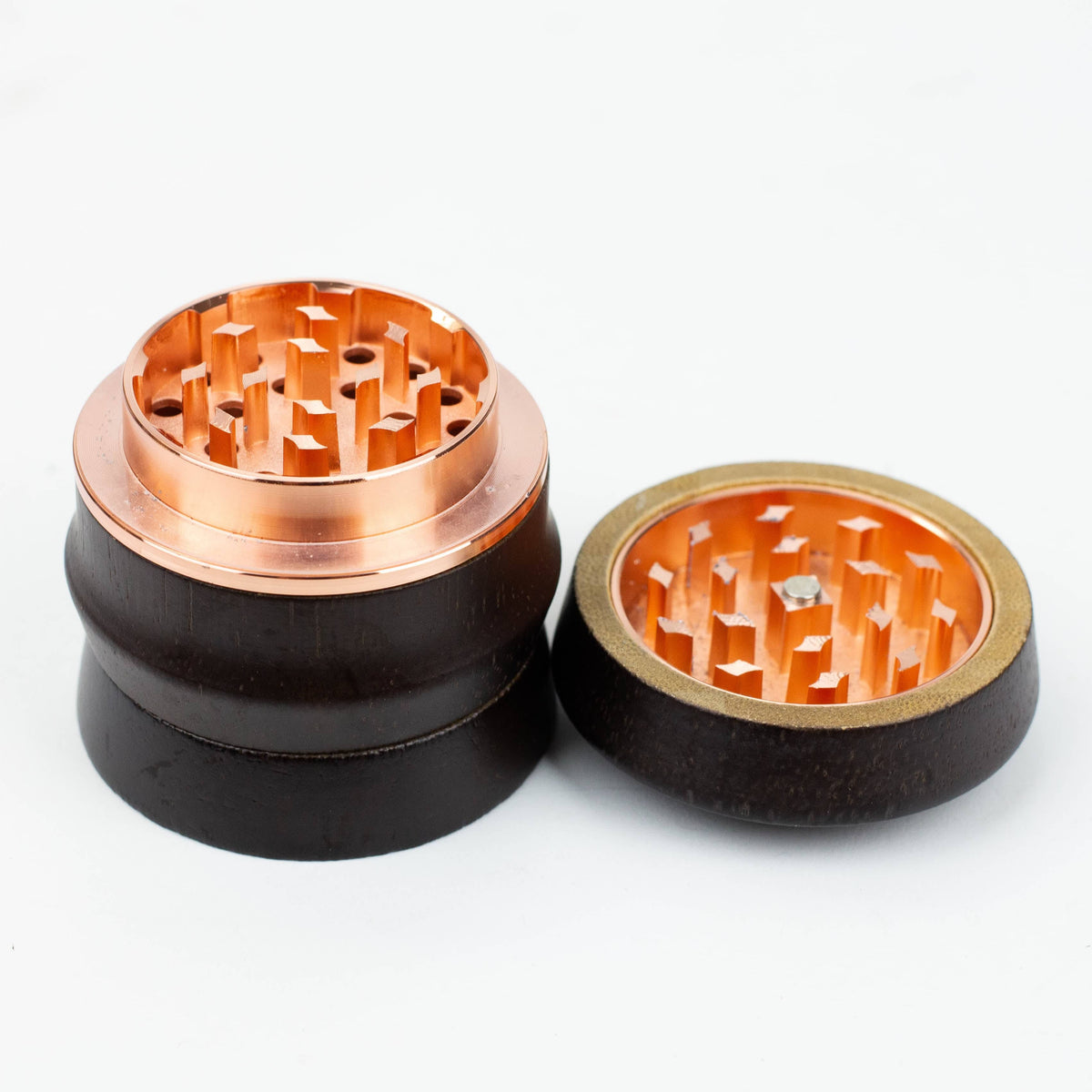 BB Canada Regular Grinder Genie 4-Part Grinder with Wooden Cover - 2.4" Diameter Genie 4-Part Wooden Cover Grinder | Canada