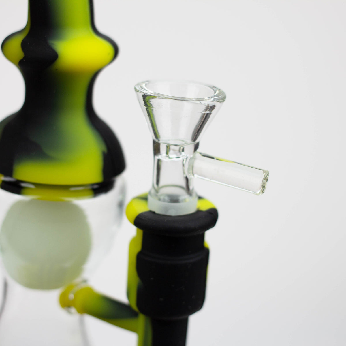 WENEED® Silicone Bong WENEED 9" Float Ball Glow-in-the-Dark Silicone Bong WENEED 9" Silicone Float Ball Bong