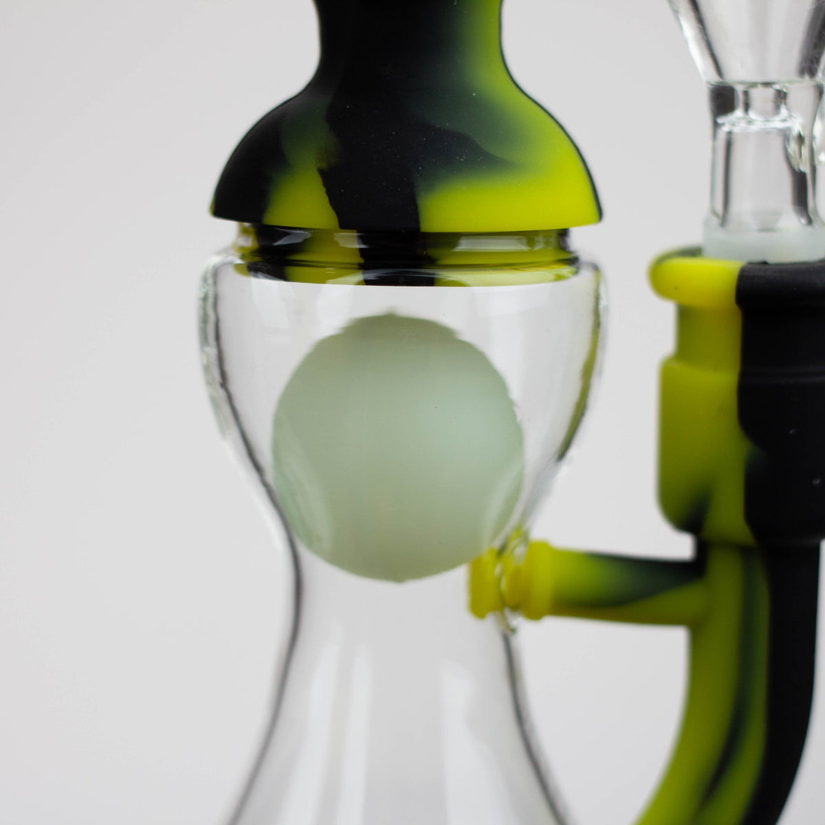 WENEED® Silicone Bong WENEED 9" Float Ball Glow-in-the-Dark Silicone Bong WENEED 9" Silicone Float Ball Bong