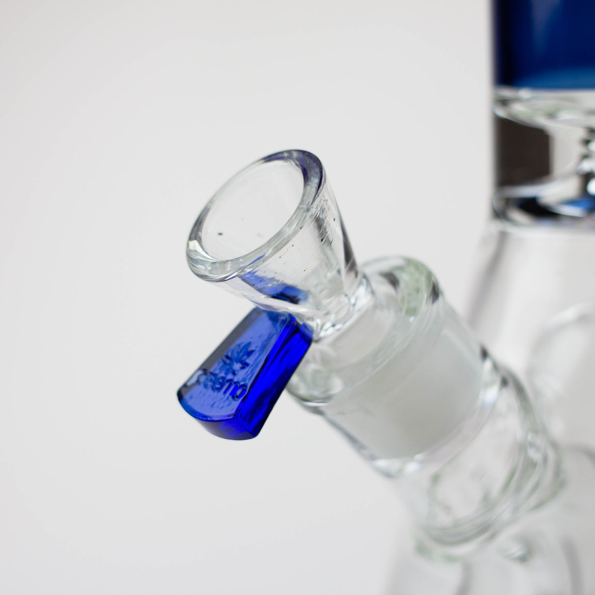 Preemo 18" Showerhead Swiss Perc Beaker Glass Bong