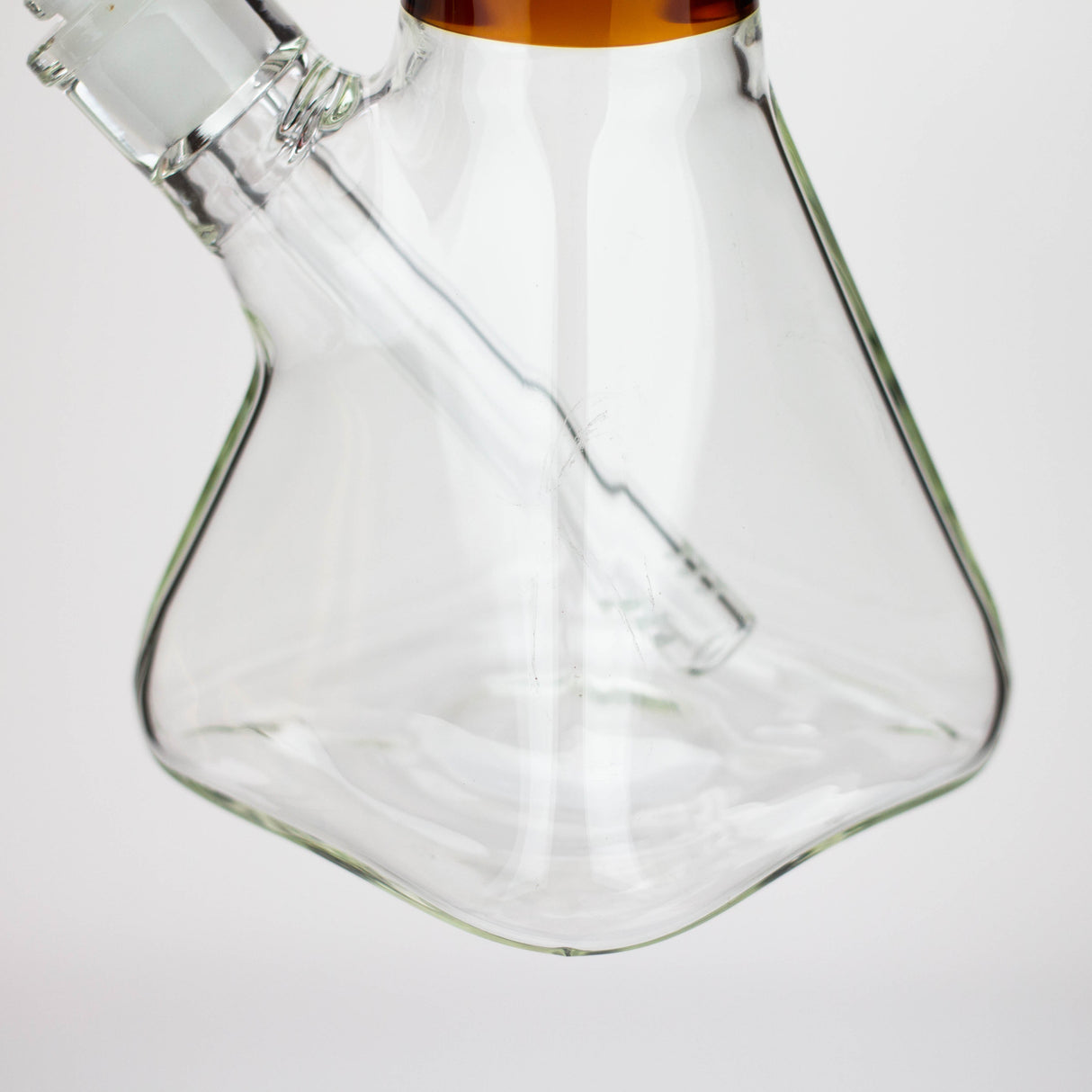 Bong en forme de bécher avec base pyramidale de 13"