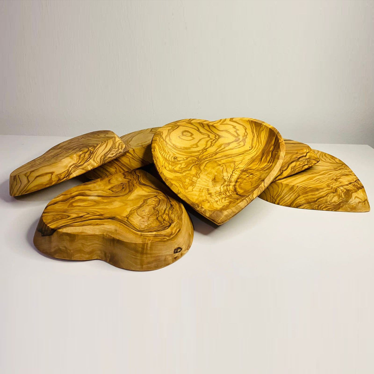 Variety Olive Wood Rolling Tray VOW | Olive Wood Heart Rolling Tray/Smoker's Gift VOW | Olive Wood Heart Rolling Tray/Smoker's Gift