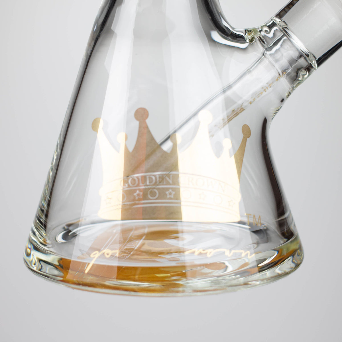 Smoke & Vape Distributor Glass Bong Golden Crown™ | 18 Inch 9mm glass bong with Signature and 24K Gold Emblem Golden Crown™ | 18 Inch 9mm glass bong with Signature and 24K Gold Emblem