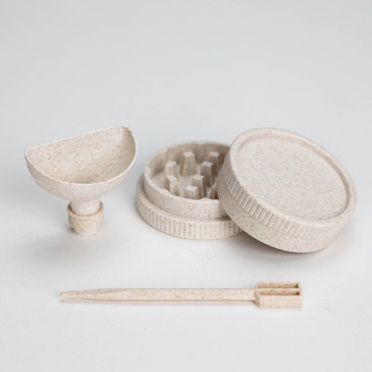 Kiteman Regular Grinder NVRROL x KITEMAN 3-in-1 Cone Filling Kit with 2.2" Grinder NVRROL x KITEMAN Cone Kit with 2.2" Grinder