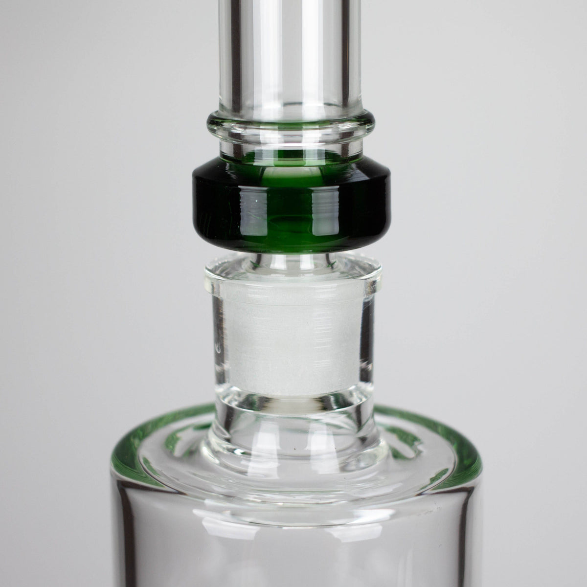 Canadian Distributor Glass Bong AQUA 21" Green 2-in-1 Honeycomb Diffuser Glass Bong AQUA 21" 2-in-1 Honeycomb Glass Bong | Canada