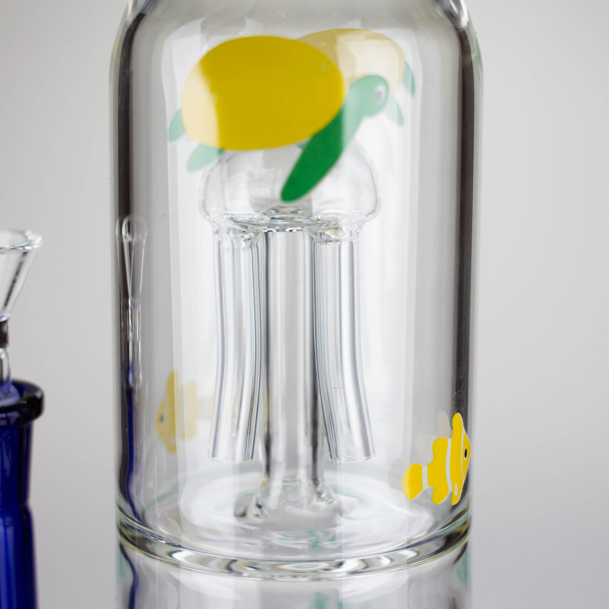 JJ Distribution Glass Bong 10.5" Tropical Ocean Glass Bong 10.5" Tropical Ocean Glass Bong | Canada