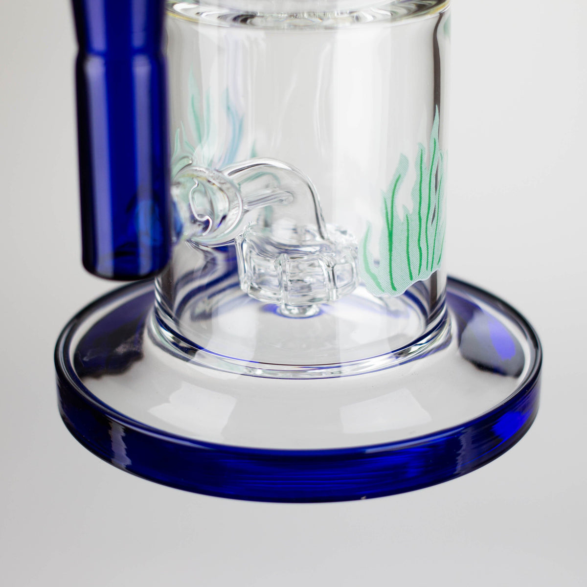 JJ Distribution Glass Bong 10.5" Tropical Ocean Glass Bong 10.5" Tropical Ocean Glass Bong | Canada