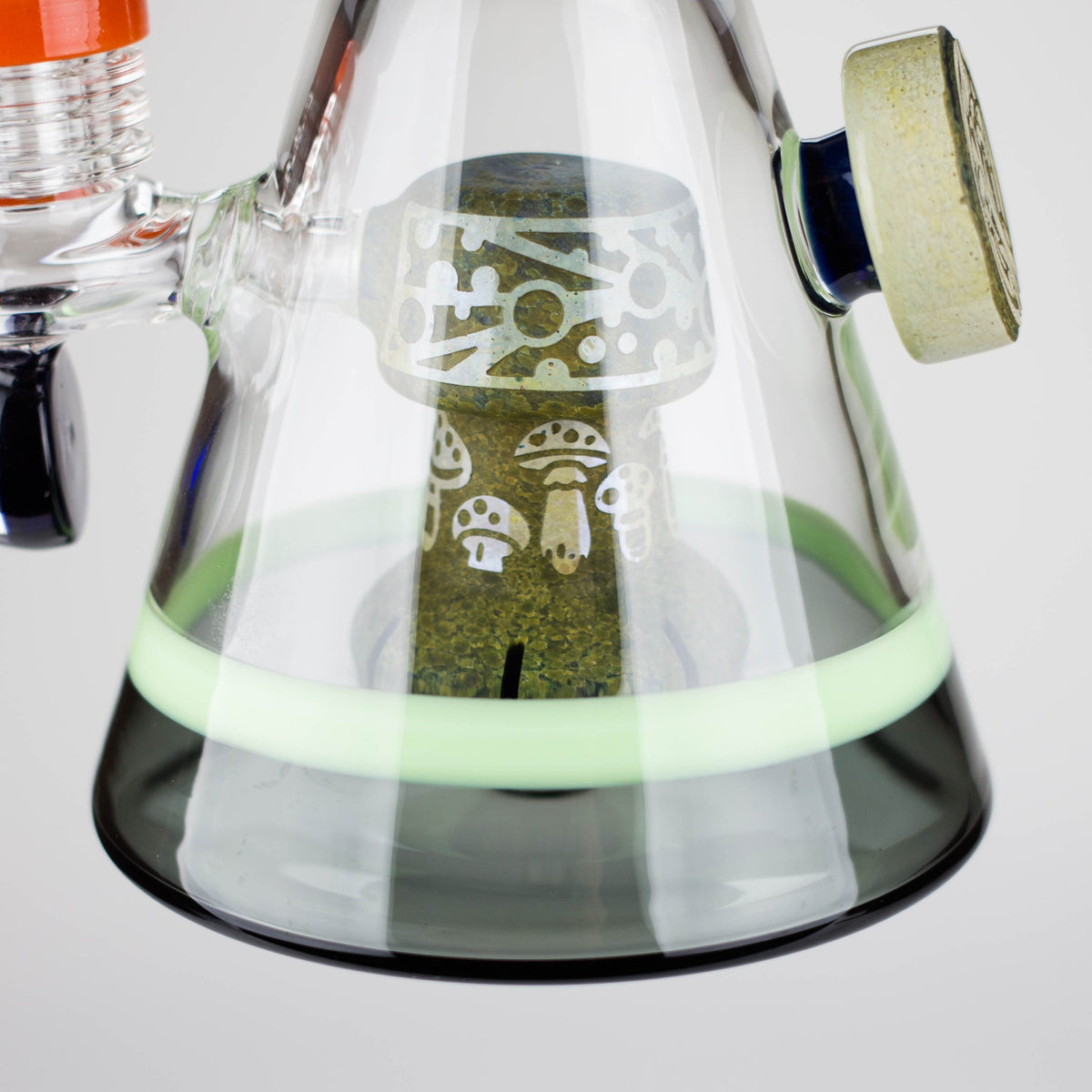 WENEED® Glass Bong WENEED 8.5" Intergalactic Lord Alien Beaker Bong WENEED 8.5" Intergalactic Lord Alien Bong