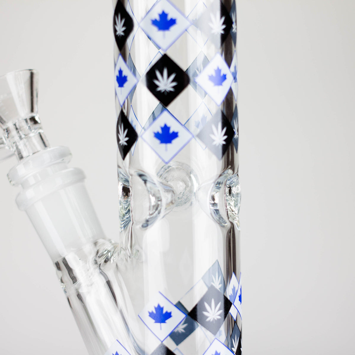 777 Smoke Glass Bong 10" Maple Leaf Straight Tube Glass Bong 10" Maple Leaf Glass Bong - Straight Tube | Canada