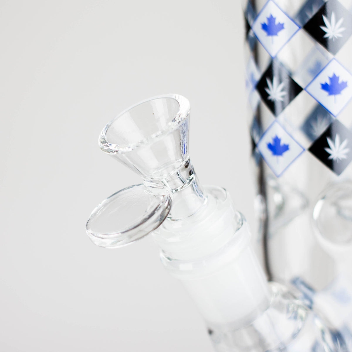 777 Smoke Glass Bong 10" Maple Leaf Straight Tube Glass Bong 10" Maple Leaf Glass Bong - Straight Tube | Canada