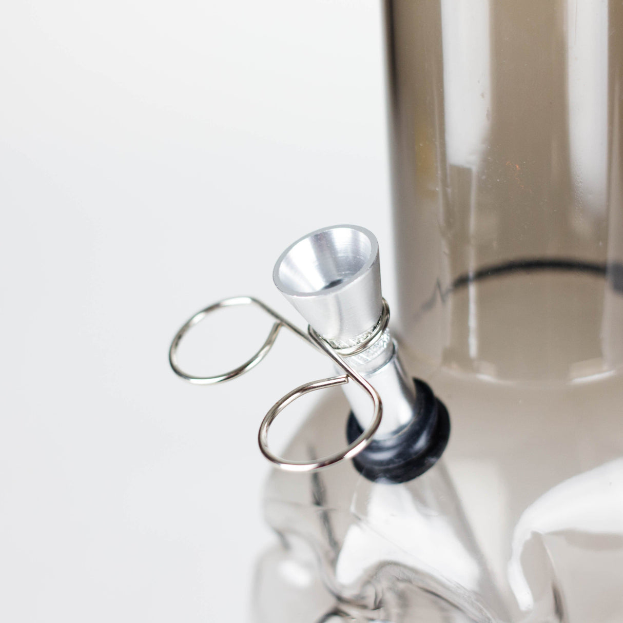 NIBO Distribution Acrylic Bong 12" Skull Shape Acrylic Water Pipe with Detachable Base 12" Skull Shape Acrylic Water Pipe