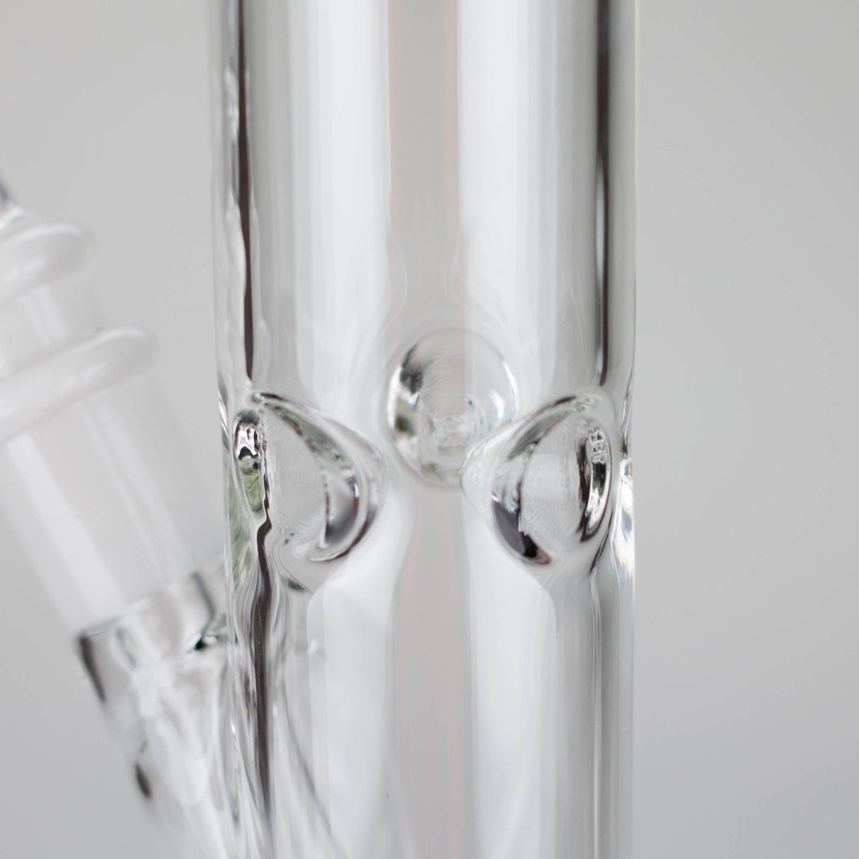 NIBO Distribution Glass Bong 8" Straight Glass Bong with Diffused Downstem 8" Straight Glass Bong with Downstem - Mini Borosilicate Bong 14 mm | Canada