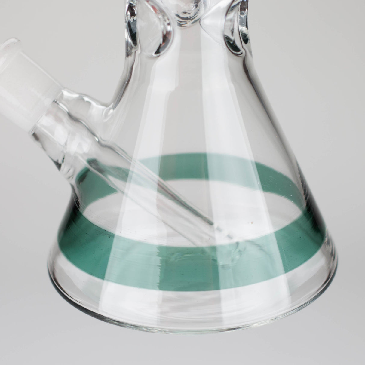 8" Glass Beaker Bong with Diffused Downstem