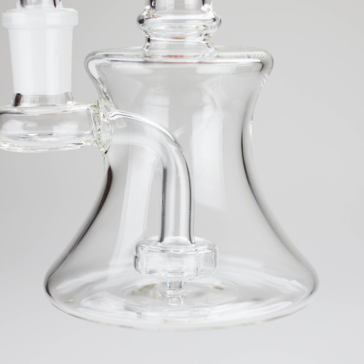 Canadian Distributor Glass Bong 6" Borosilicate Glass Water Bong with 14 mm Joint 6" Borosilicate Bong 14 mm | Canada