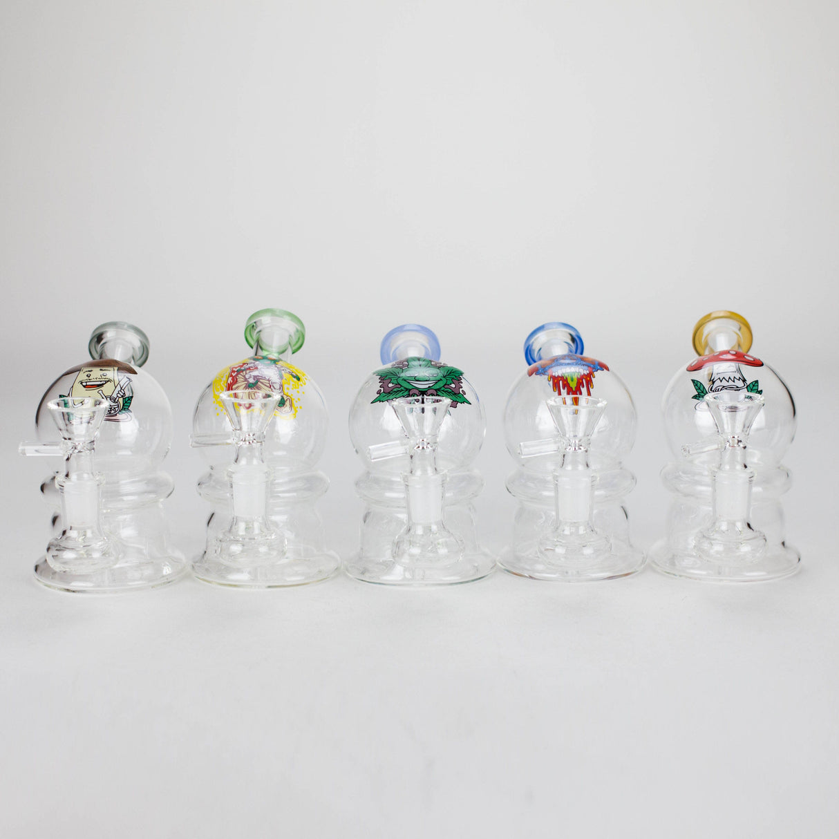 Canadian Distributor Glass Bong 6.5" Cartoon-Themed Mini Bong with 14 mm Bowl 6.5" Cartoon Glass Bong with Diffuser