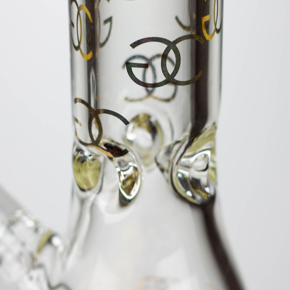 Golden Crown™ 14" 24K Gold Emblem 9mm Glass Bong