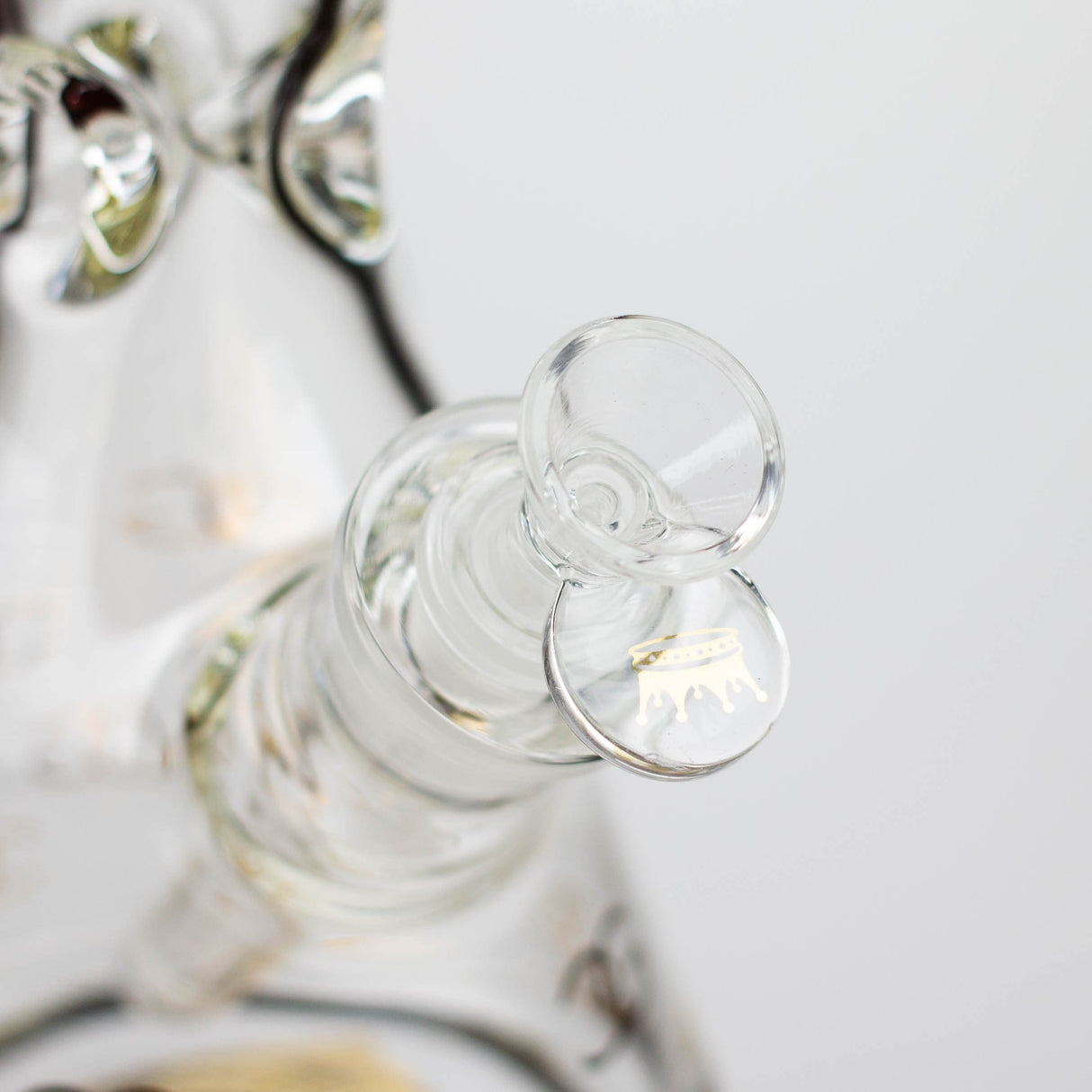 Smoke & Vape Distributor Glass Bong Golden Crown 18" 9 mm 24K Gold Emblem Water Pipe Golden Crown Thick Glass Bong 18" | Canada