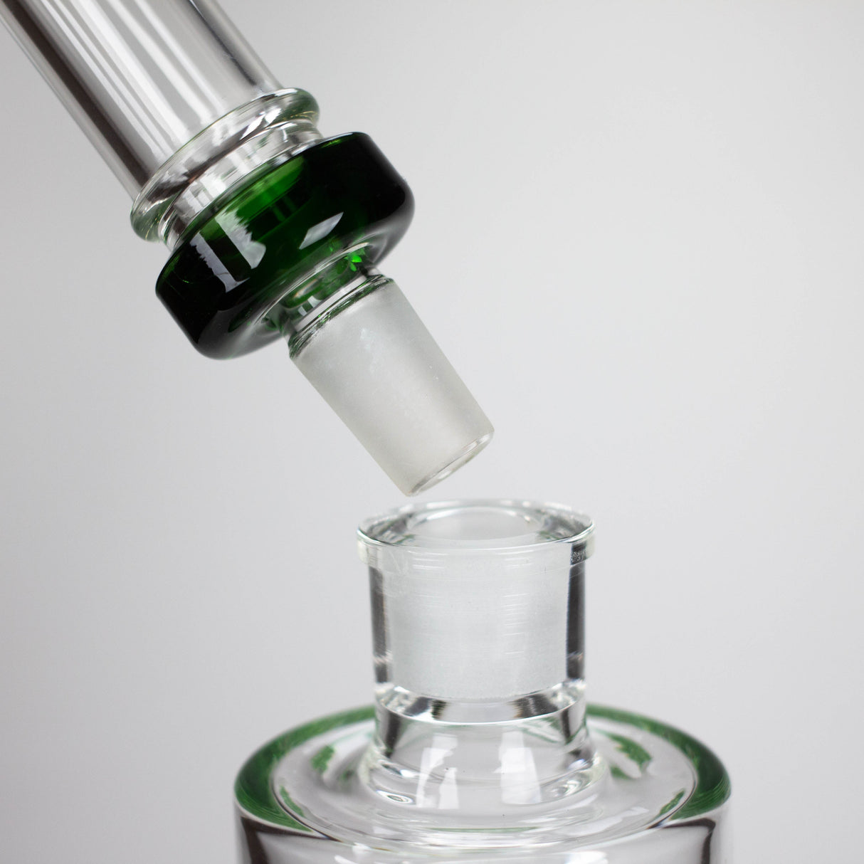 AQUA 21" Green 2-in-1 Honeycomb Diffuser Glass Bong