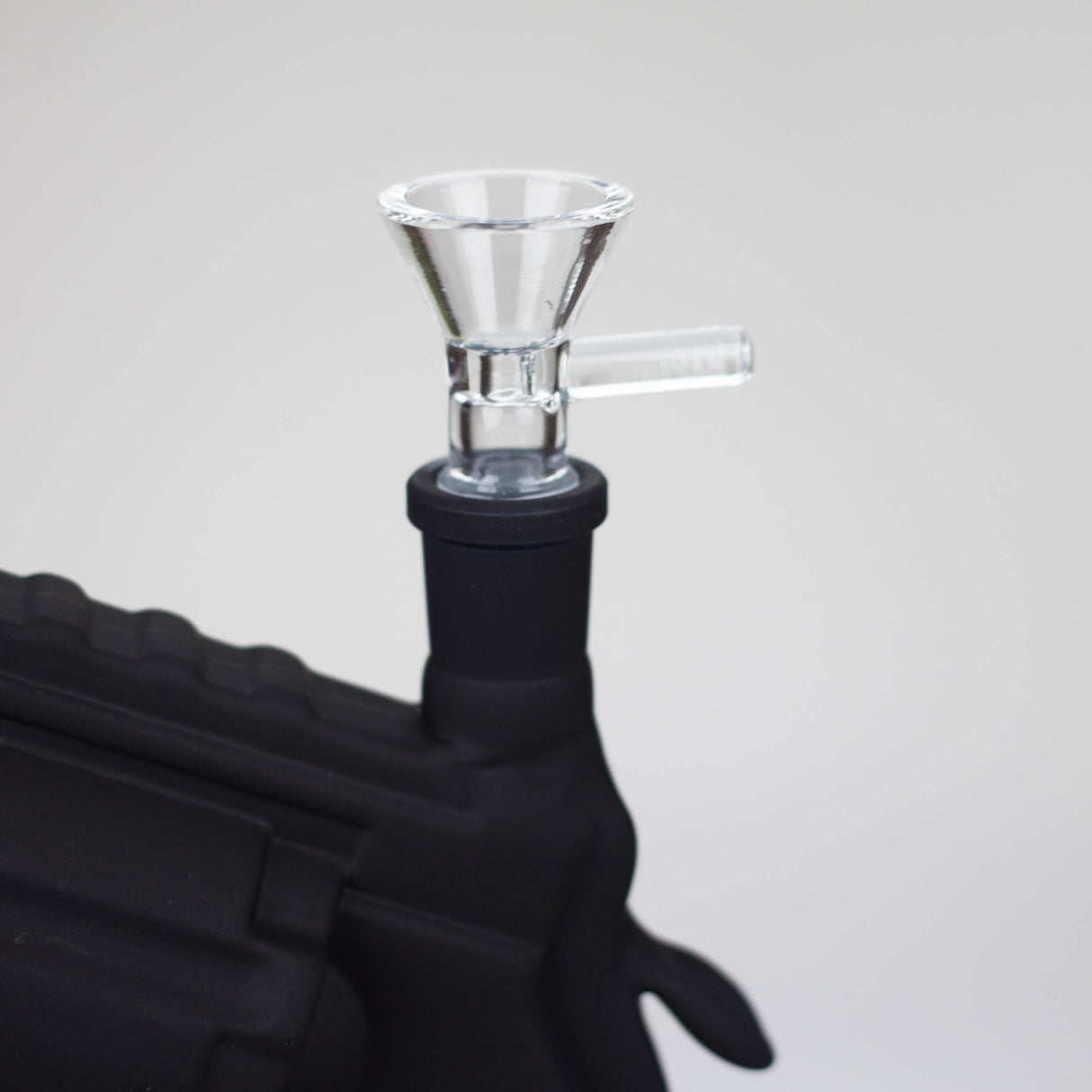 7.5" Matte Pistol-Shaped Glass Bong