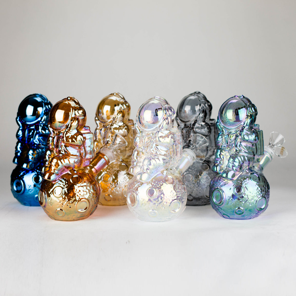 WENEED 6.75" Planetary Orb Glass Water Pipe