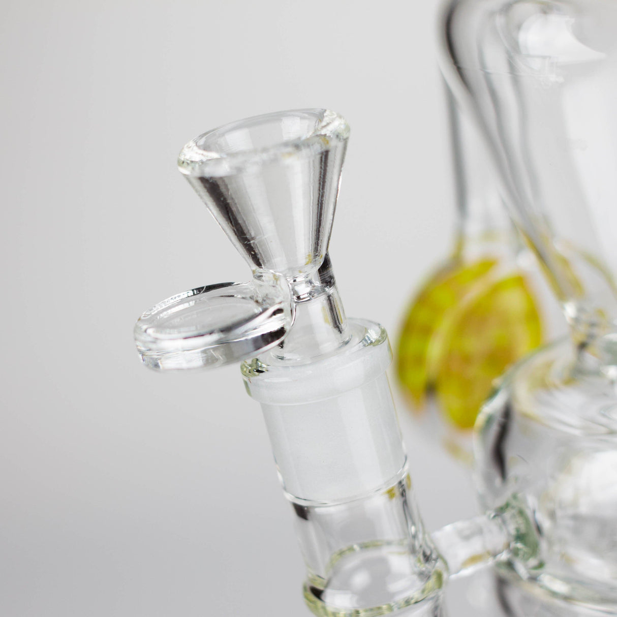 WENEED® Glass Bong WENEED | 13.5" Halo Spire Glass Bong WENEED | 13.5" Halo Spire Glass Bong