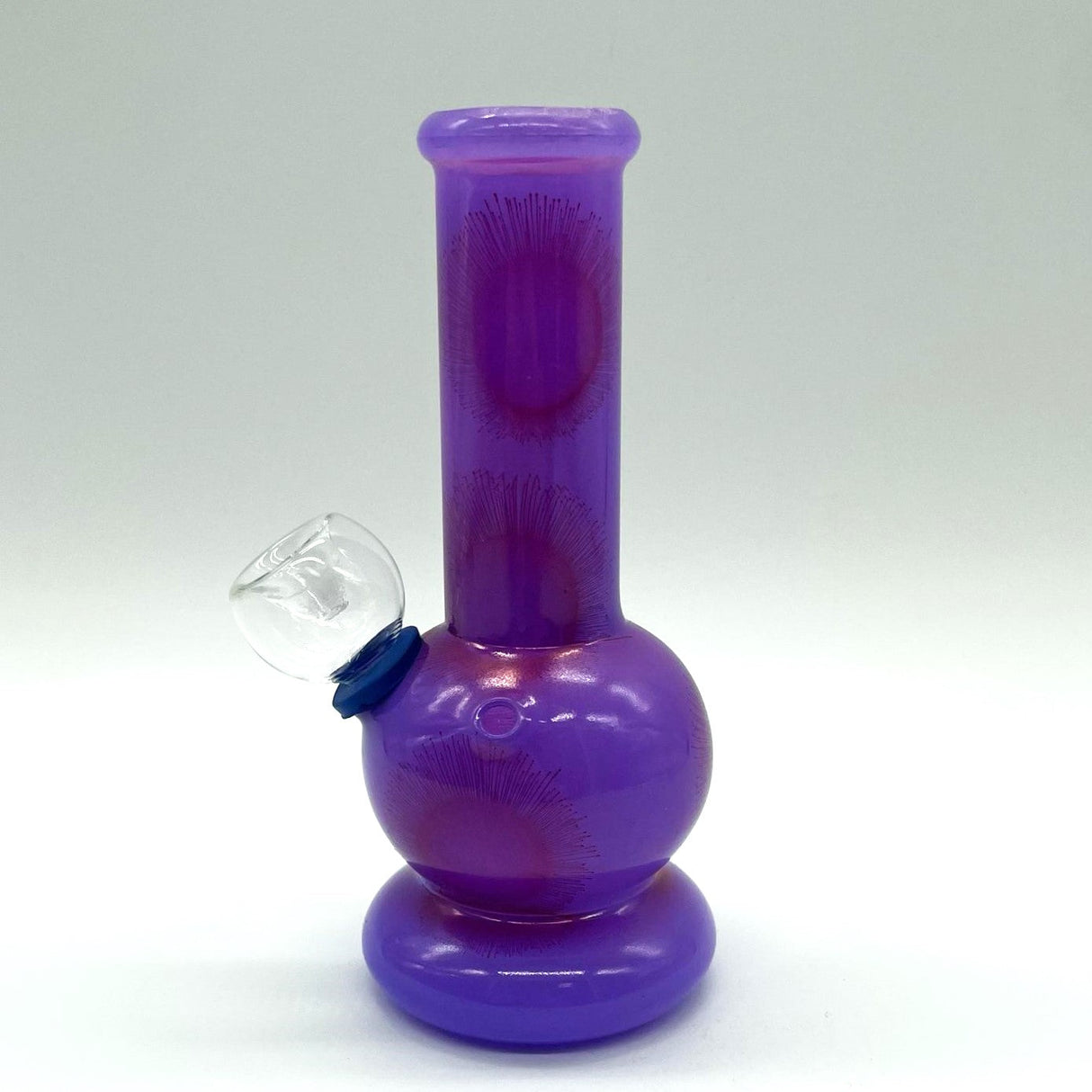 6" Frosted Spiral-Cut Glass Bong
