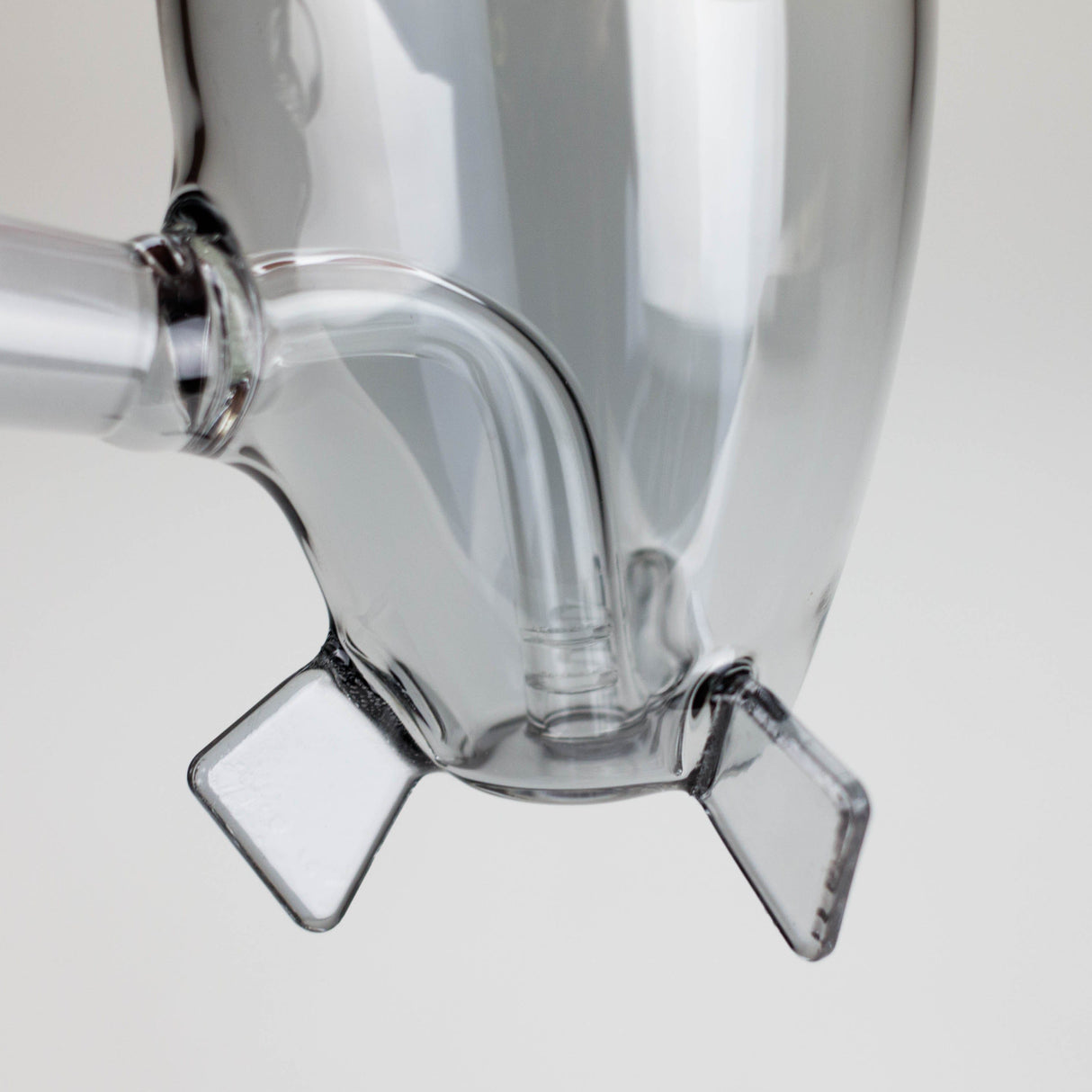 Canadian Distributor Glass Bong 4″ Grey Rocket Glass Bong [XD022] 4″ Grey Rocket Glass Bong [XD022]