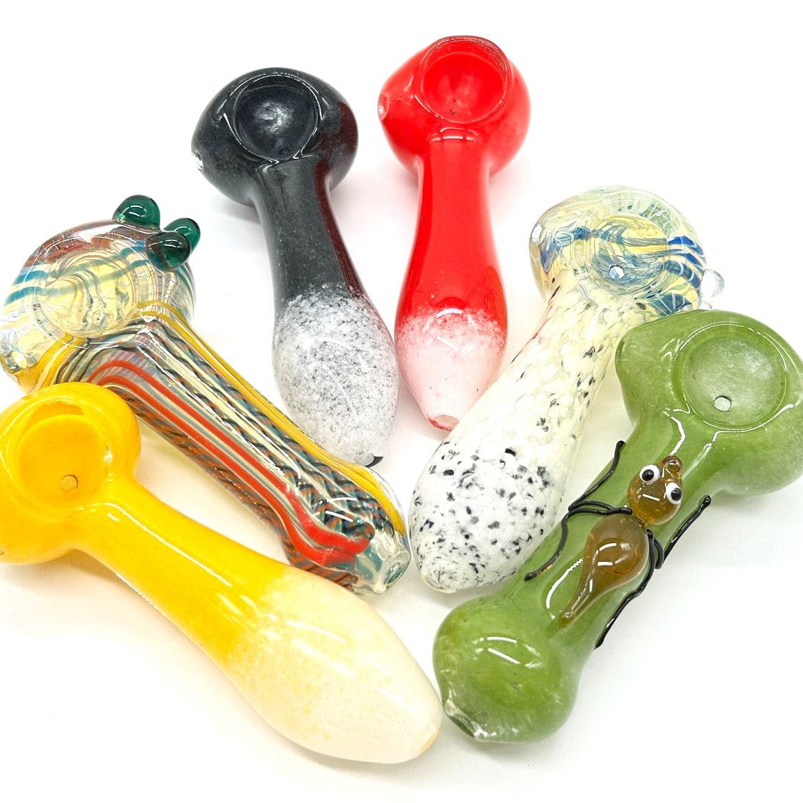 NIBO Distribution Glass Pipe Insideout Glass Pipe 4.5" - Assorted design Insideout Glass Pipe 4.5" - Assorted design