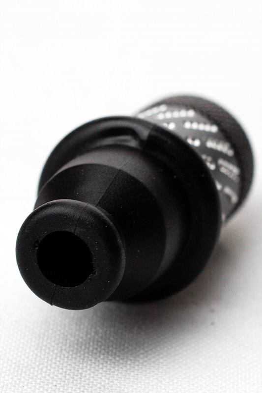 Metal toke pipe 20 display