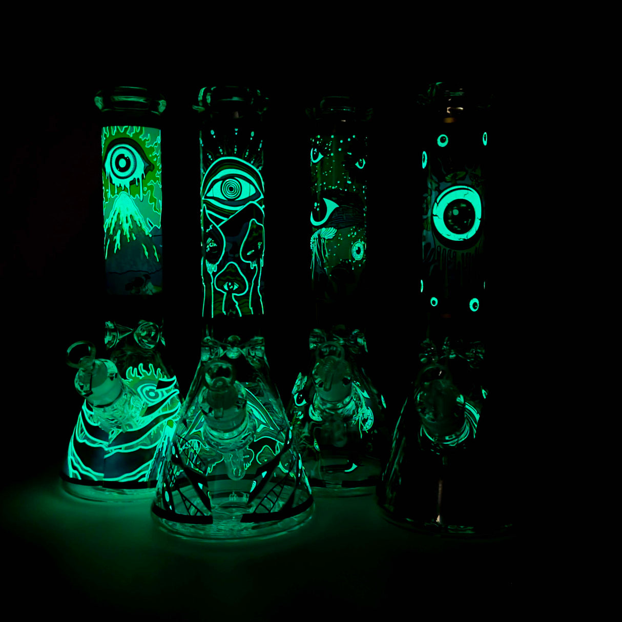 14" Eye Design 7 mm Heavy-Duty Glass Beaker Bong
